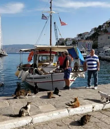 Braxos A Beautiful Rocky Place Hydra  Exterior photo